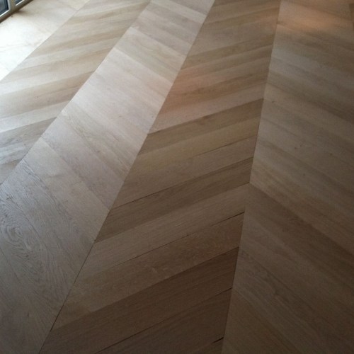 placement de parquet chêne